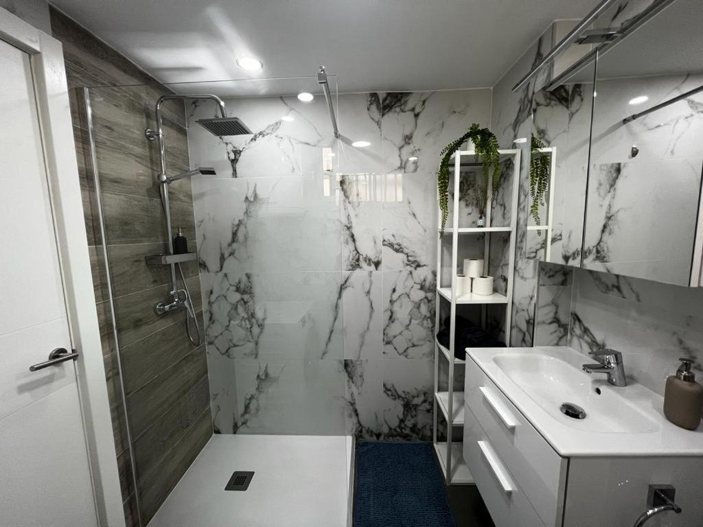 Lux Apartment By Namaste Elite Torremolinos Exterior foto