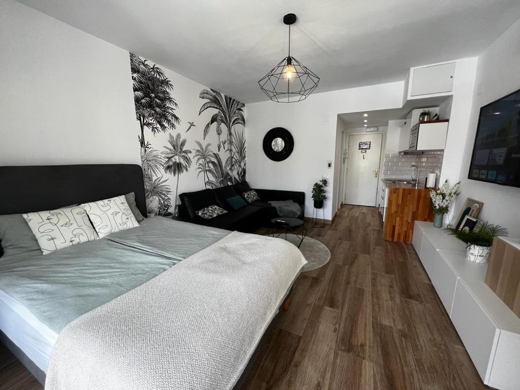 Lux Apartment By Namaste Elite Torremolinos Exterior foto